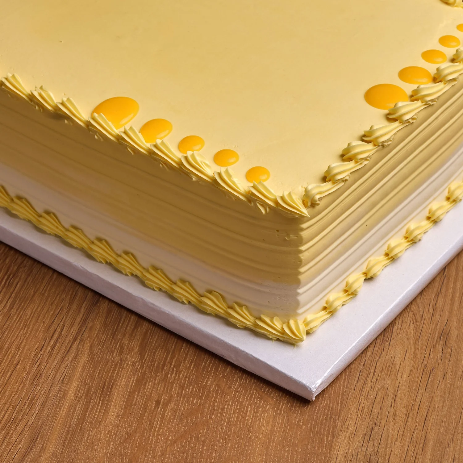 Lemon Passionfruit Cake - Image 4