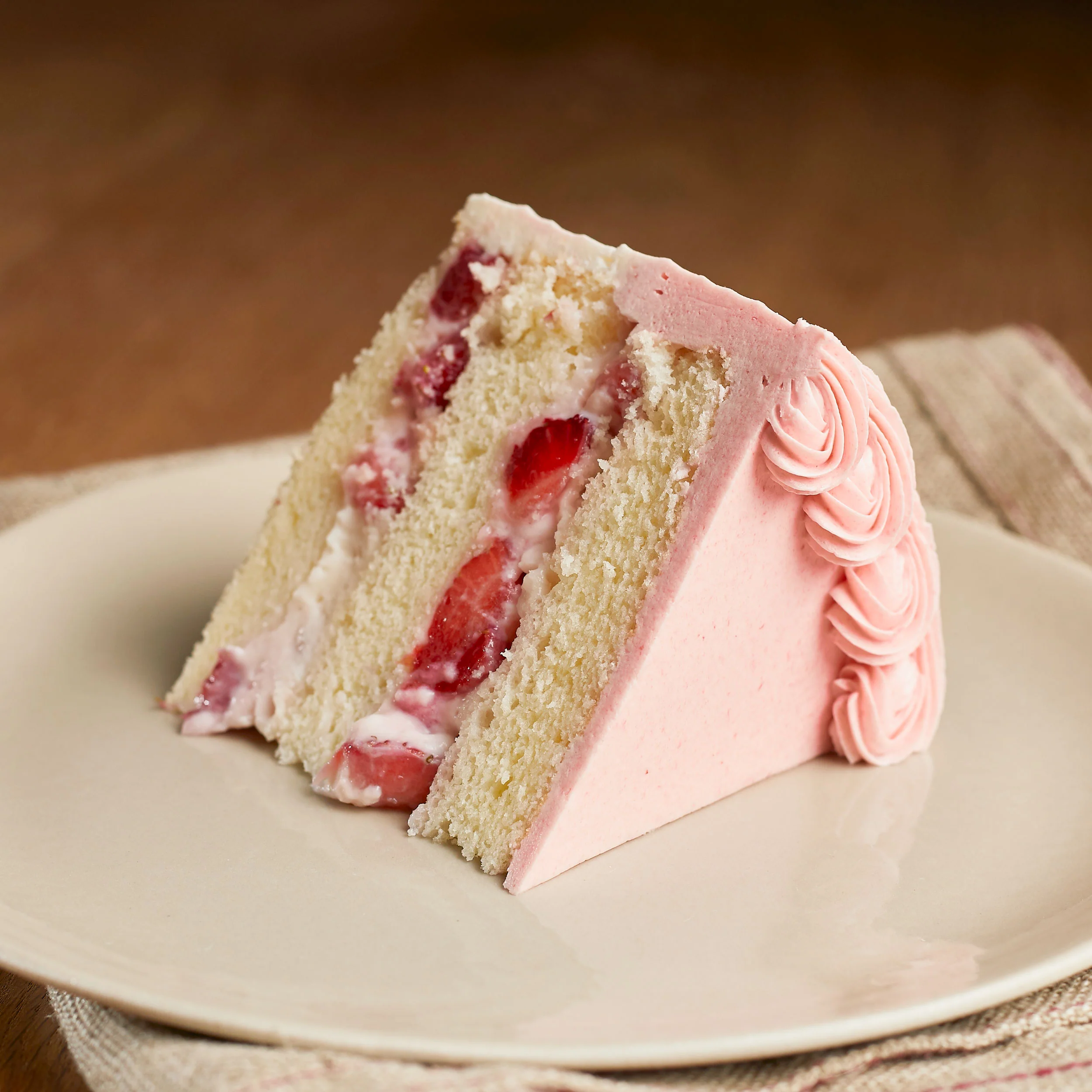 Strawberry Cake - Image 3